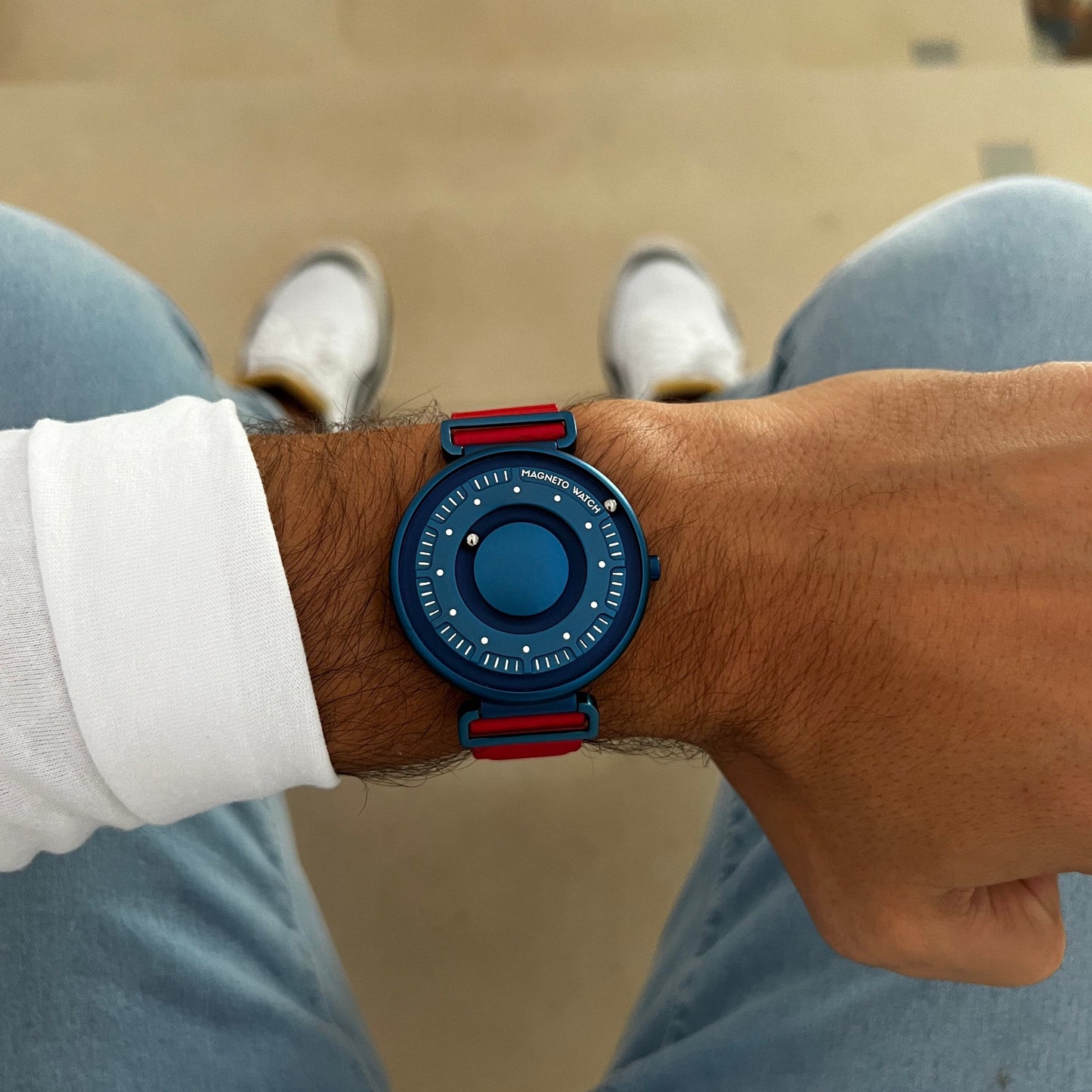 Magneto Watch - Primus Blue Kunstleder Magnetisch Rot - Lifestyle