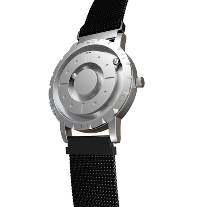 Magneto-Watch-Komet-Silver-Maschenarmband-Schwarz-Side