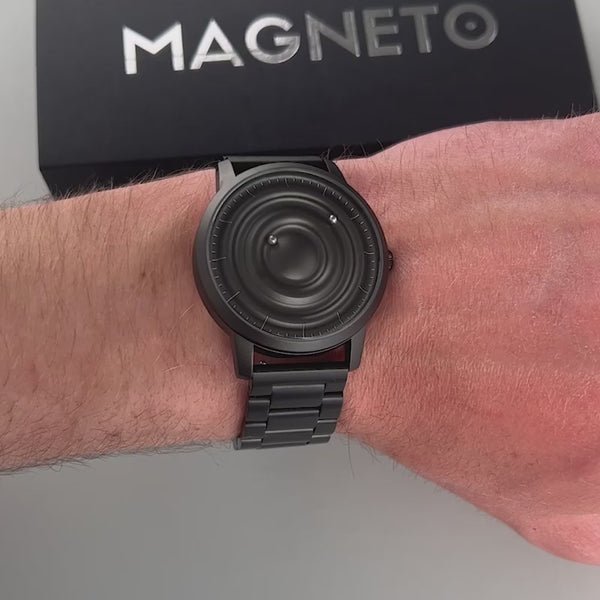 Magneto-Watch-Wave-Black-Edelstahl-Schwarz-Handgelenk-Video